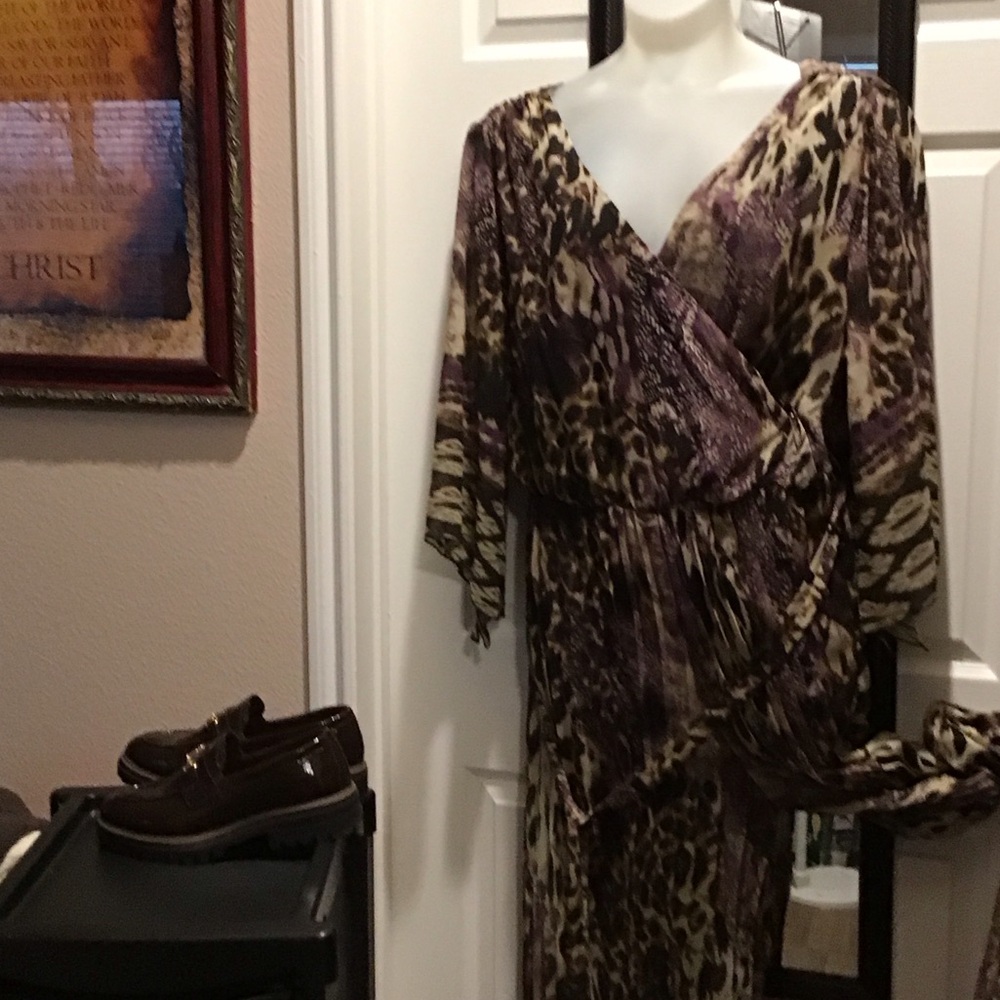 Elegant Animal Print Wrap Dress